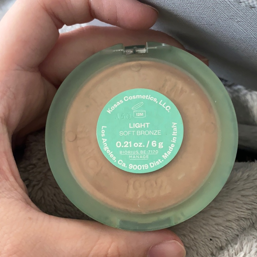 KOSAS light soft bronze bronzer